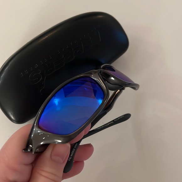 PEPPERS PERFORMANCE EYEWEAR Sunglasses Polarized P162 Maverick - Picture 1 of 6